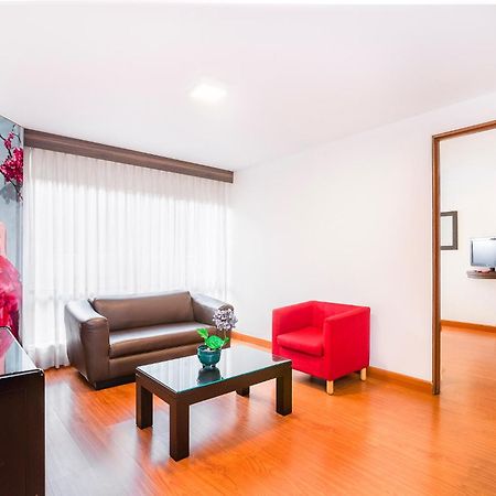 Lloyds Apartasuites Parque 93 Bogotá Exteriör bild