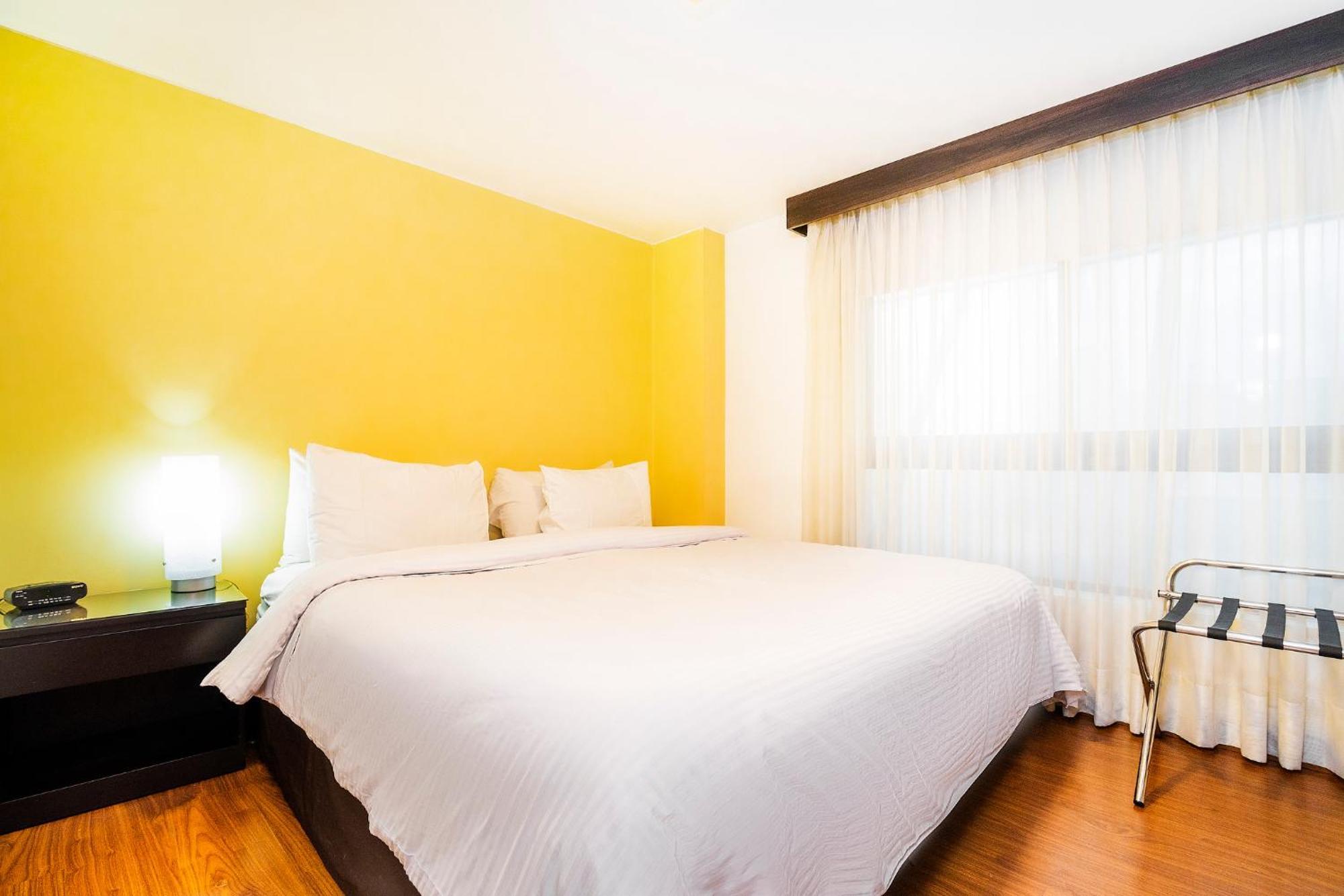Lloyds Apartasuites Parque 93 Bogotá Exteriör bild