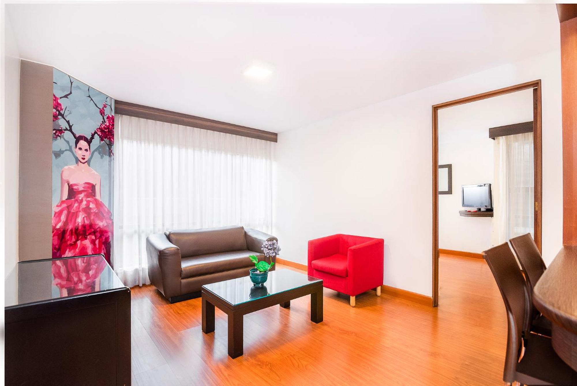 Lloyds Apartasuites Parque 93 Bogotá Exteriör bild