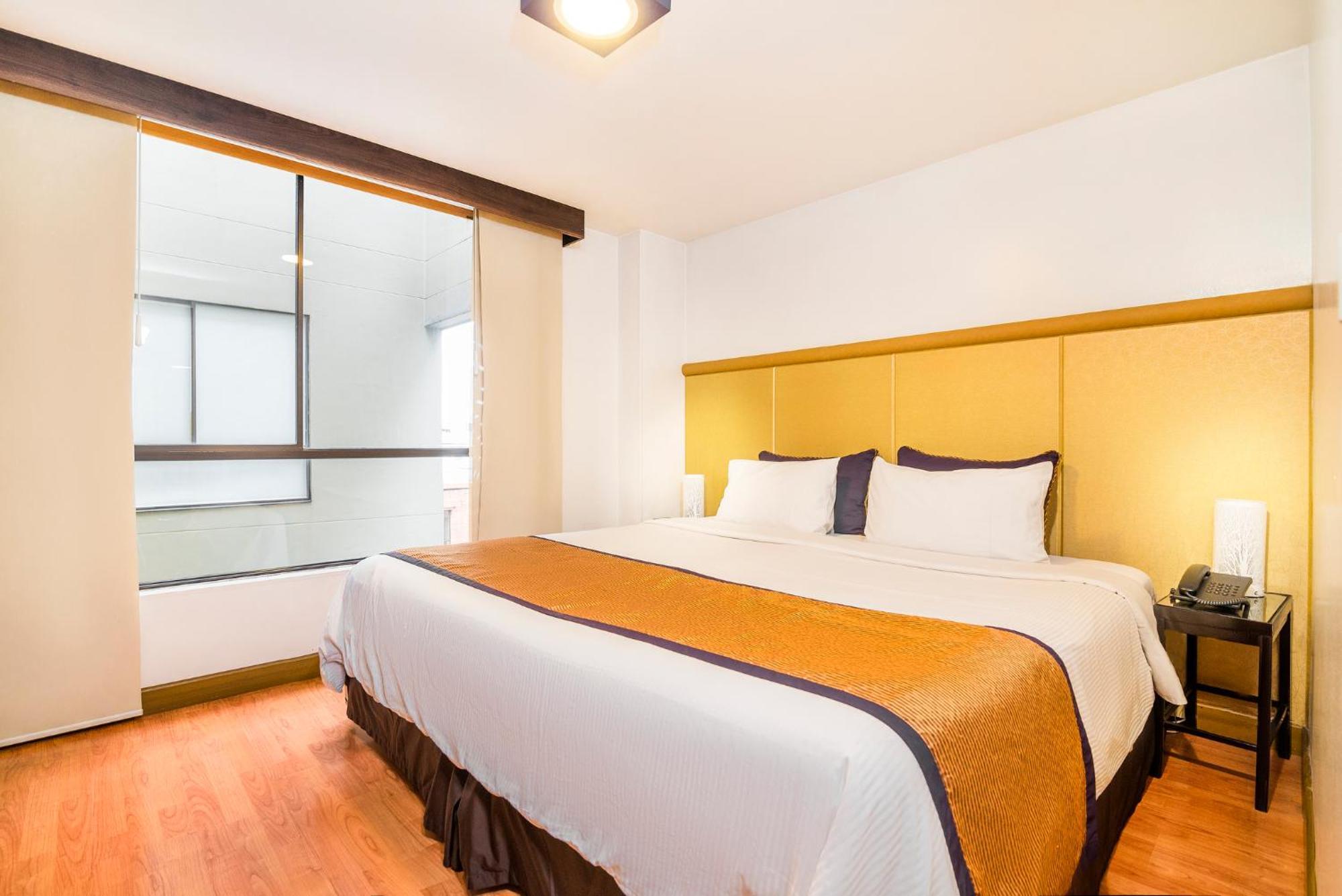 Lloyds Apartasuites Parque 93 Bogotá Exteriör bild