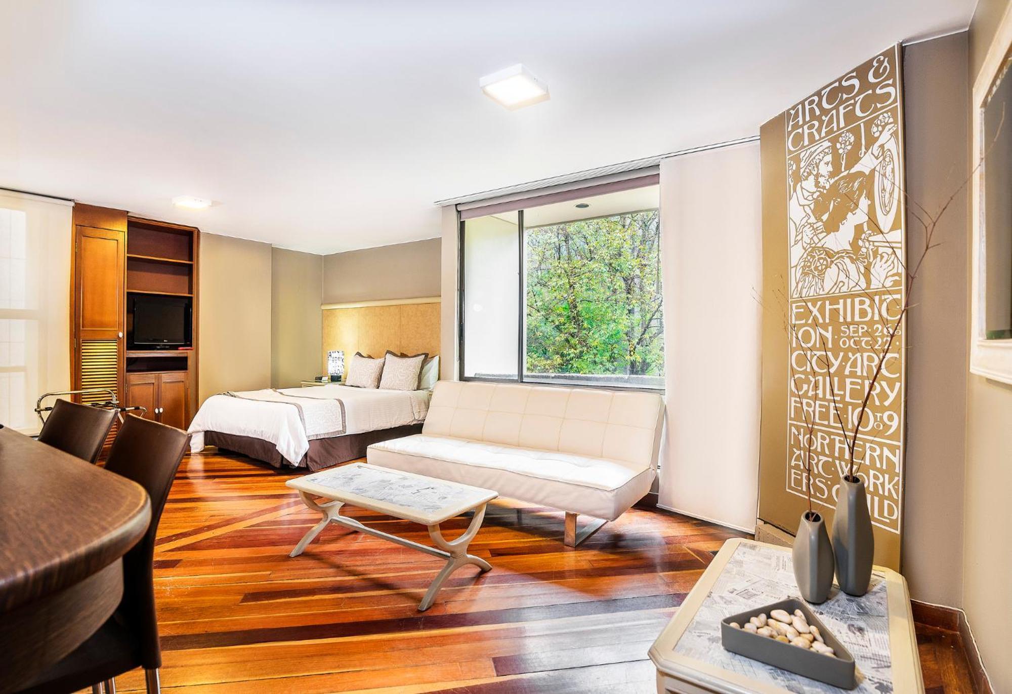 Lloyds Apartasuites Parque 93 Bogotá Exteriör bild