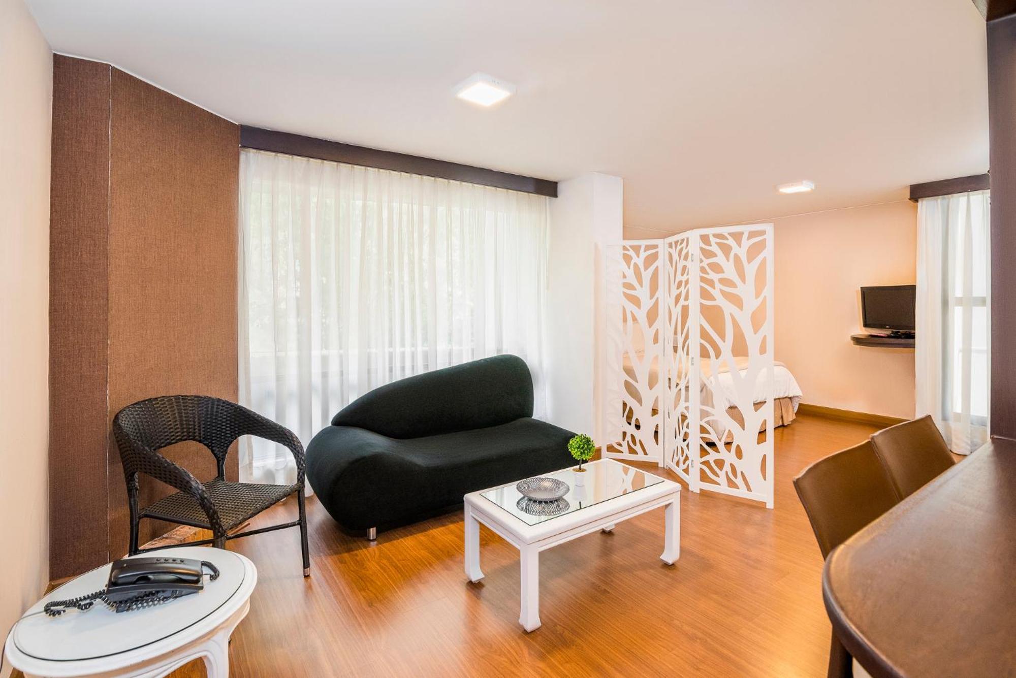 Lloyds Apartasuites Parque 93 Bogotá Exteriör bild