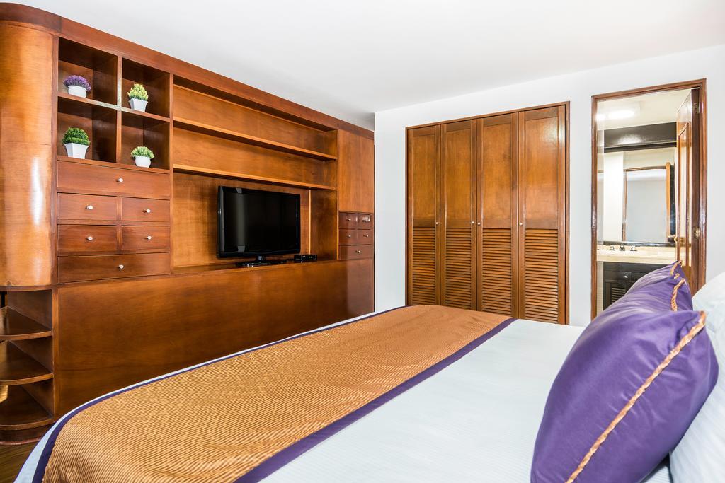 Lloyds Apartasuites Parque 93 Bogotá Exteriör bild