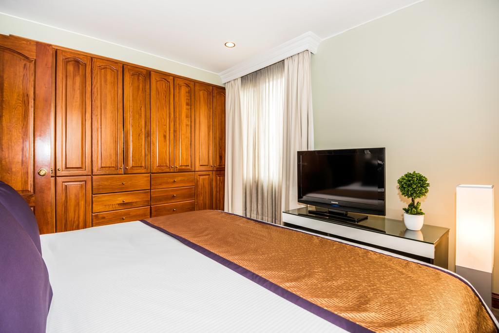 Lloyds Apartasuites Parque 93 Bogotá Exteriör bild