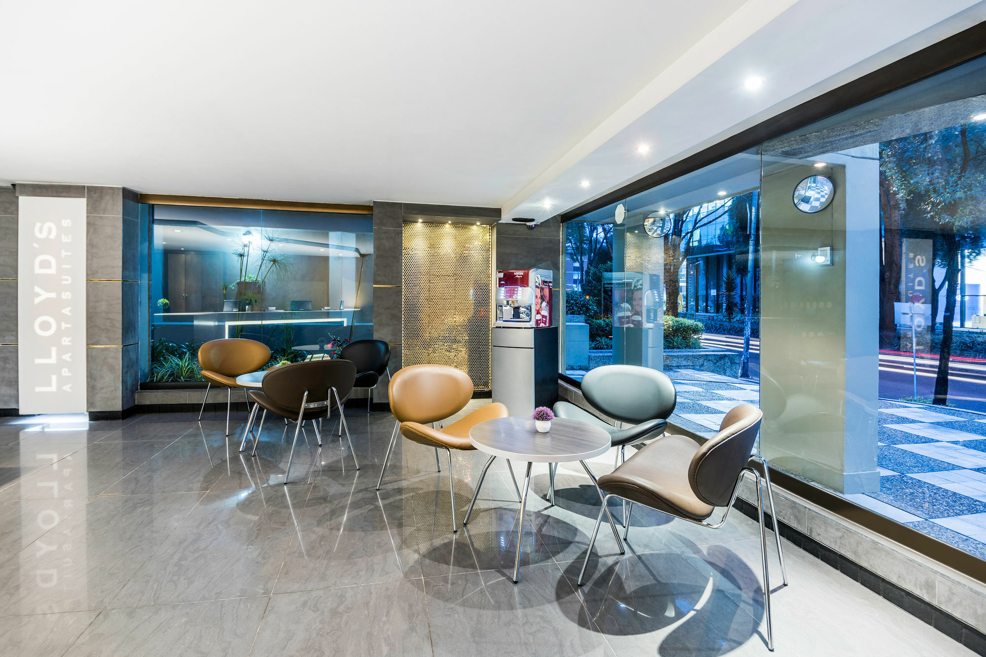 Lloyds Apartasuites Parque 93 Bogotá Exteriör bild