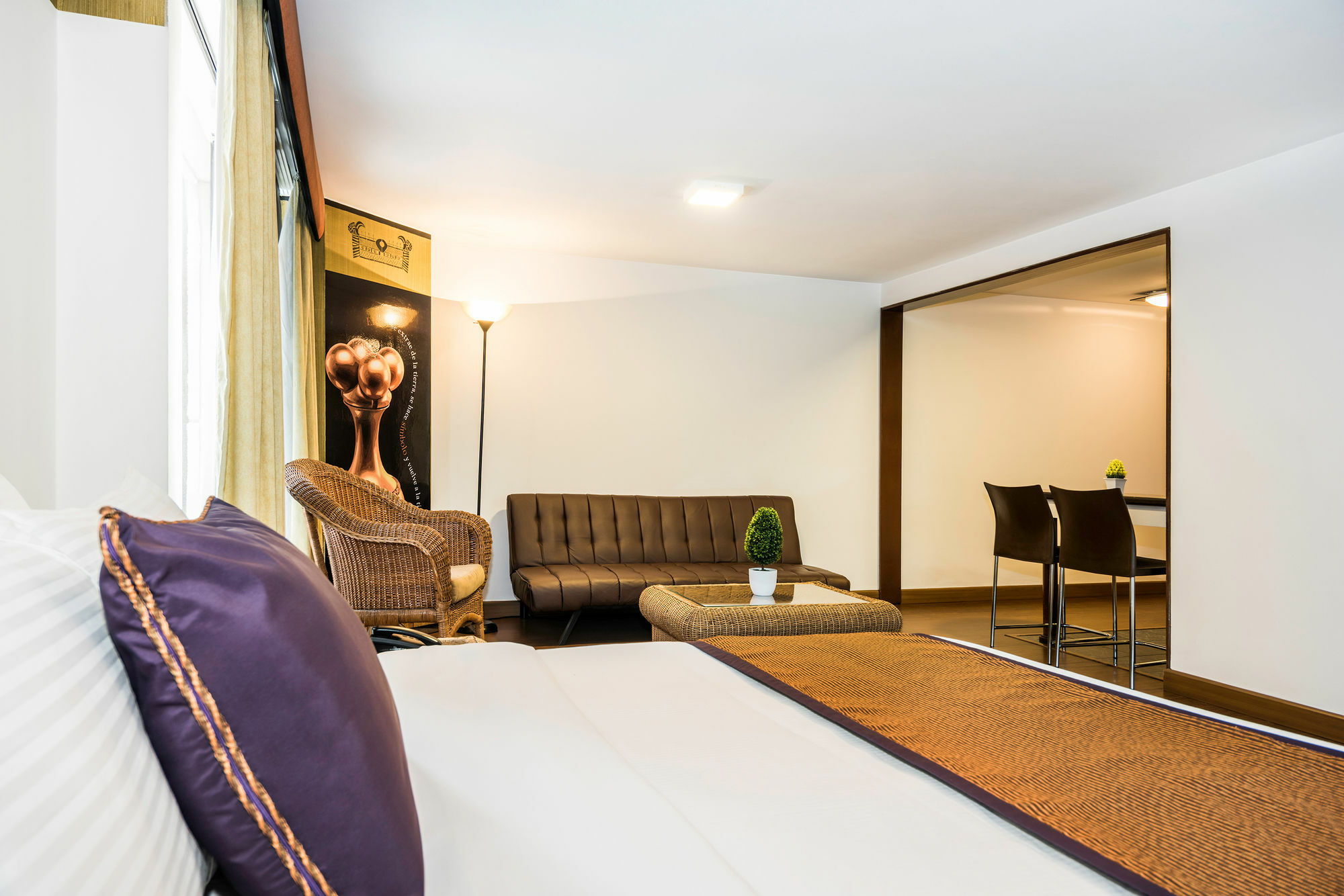 Lloyds Apartasuites Parque 93 Bogotá Exteriör bild