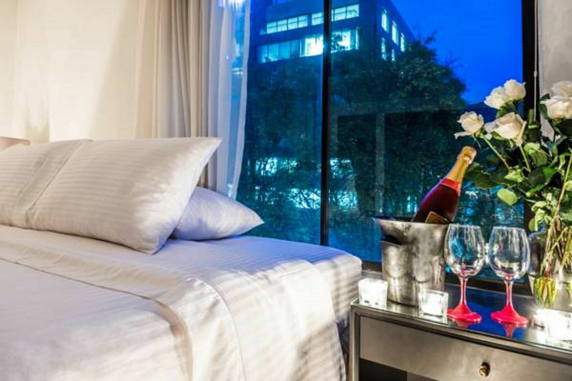 Lloyds Apartasuites Parque 93 Bogotá Exteriör bild